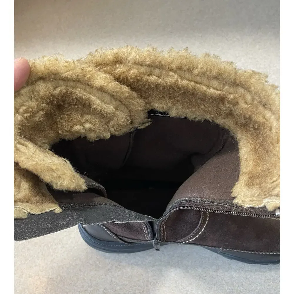 Clarks Andes Fortune Suede Boots Brown Women’s Side Zip Size 9M Faux Fur Lining
